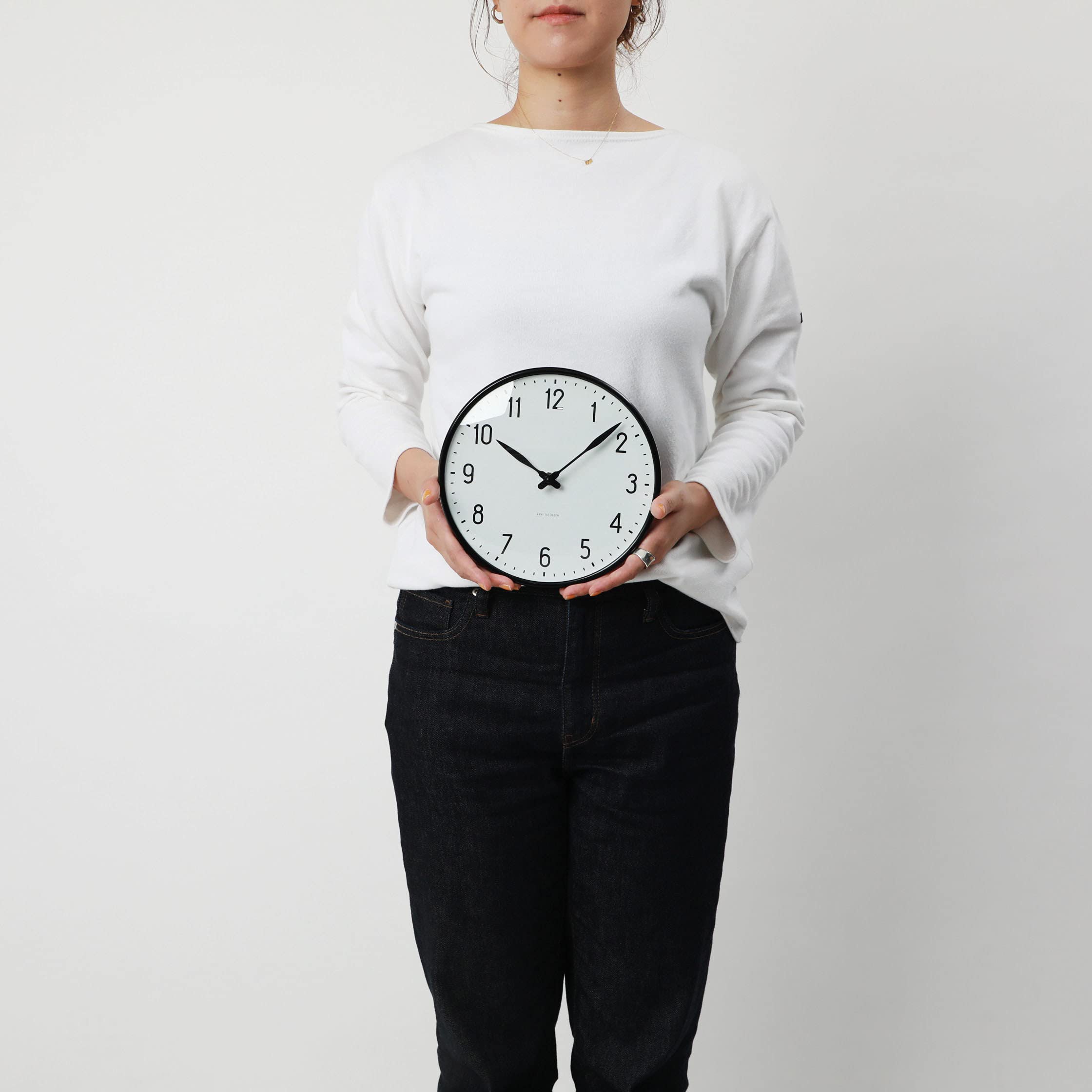 新品 ARNE JACOBSEN 掛け時計 STATION 29cm ARNE JACOBSEN/アルネ・ヤコブセン/STATION/壁掛け時計(29cm) - 北欧